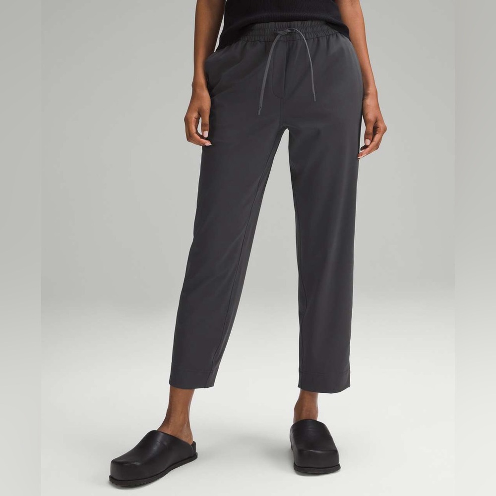 🩶 WORE ONCE LULULEMON Tapered-Leg Mid-Rise 7/8 Pant
*Luxtreme

LIKE BRAND NEW